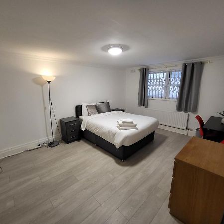 Cosy Apartment By Clapham South Underground! London Bagian luar foto