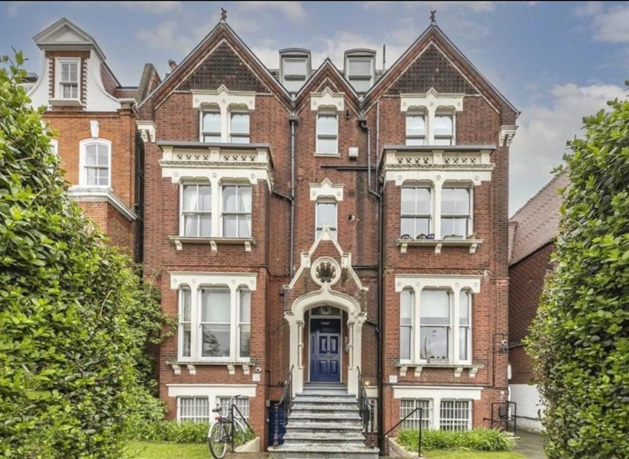 Cosy Apartment By Clapham South Underground! London Bagian luar foto