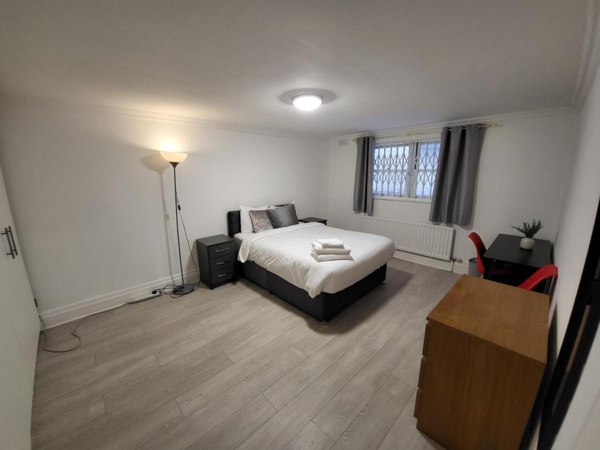 Cosy Apartment By Clapham South Underground! London Bagian luar foto