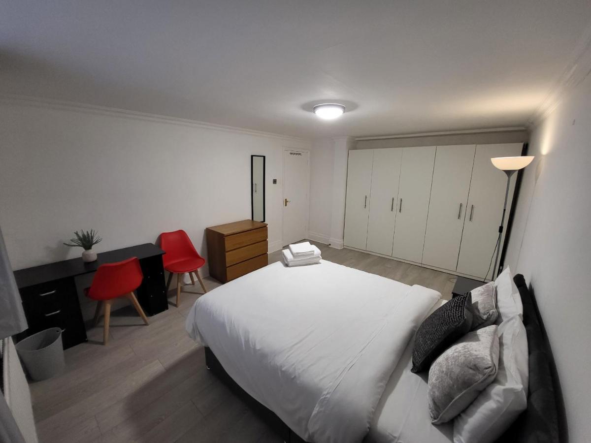Cosy Apartment By Clapham South Underground! London Bagian luar foto