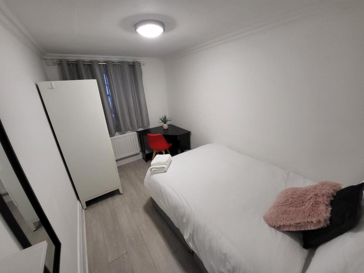 Cosy Apartment By Clapham South Underground! London Bagian luar foto