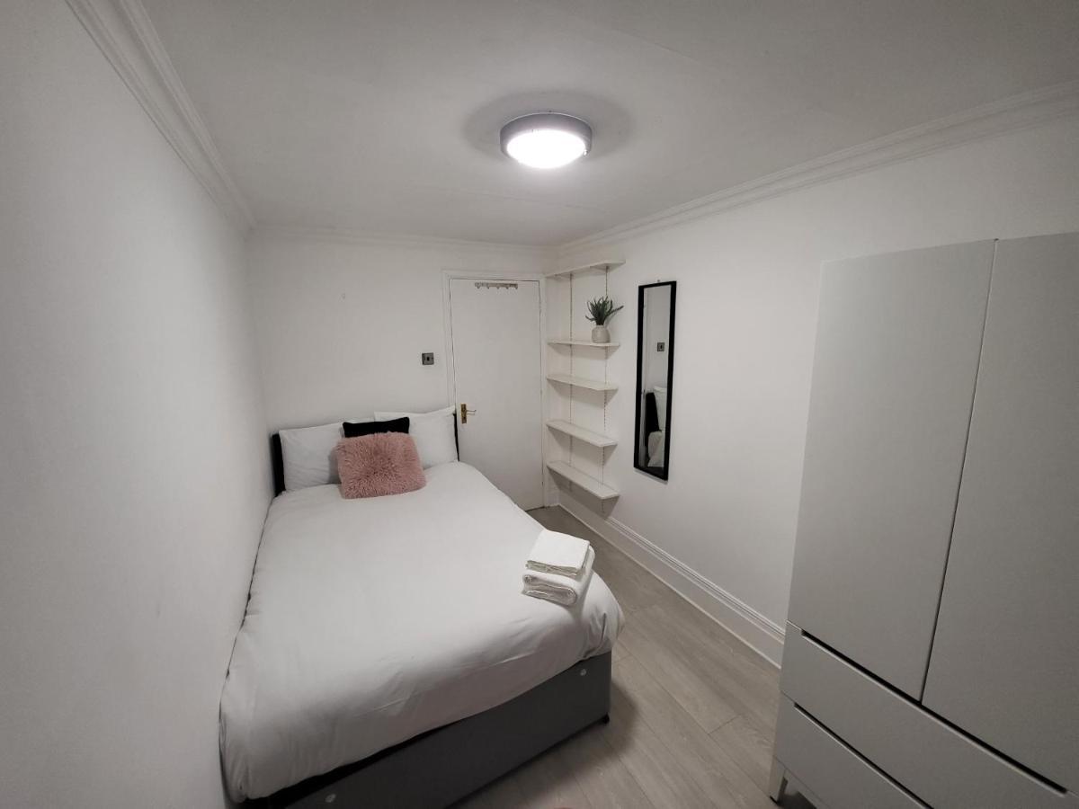 Cosy Apartment By Clapham South Underground! London Bagian luar foto